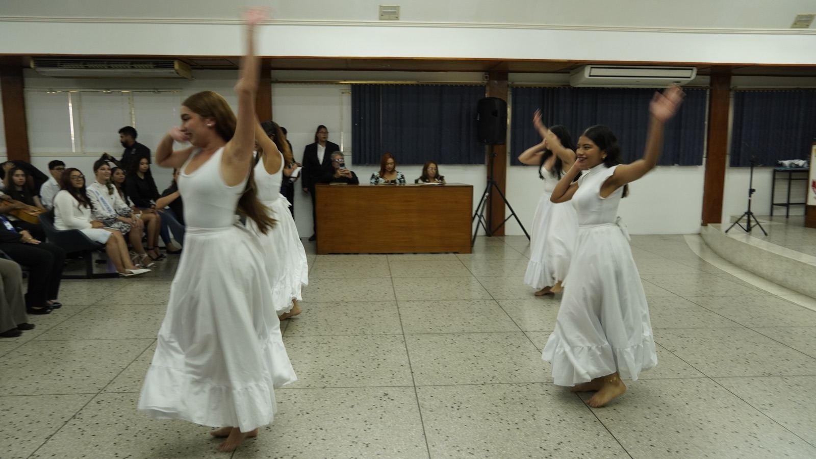 Grupo de baile UNY